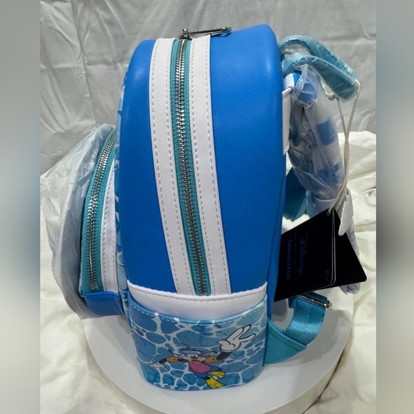 New With Tags Loungefly Disney Goofy Floatie Mini Backpack Exclusive - Picture 5 of 8